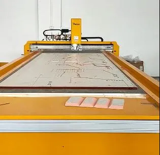 Machine de découpe de cannelure de nidification automatique de fabrication de raccords de conduit pré-isolés Ventech